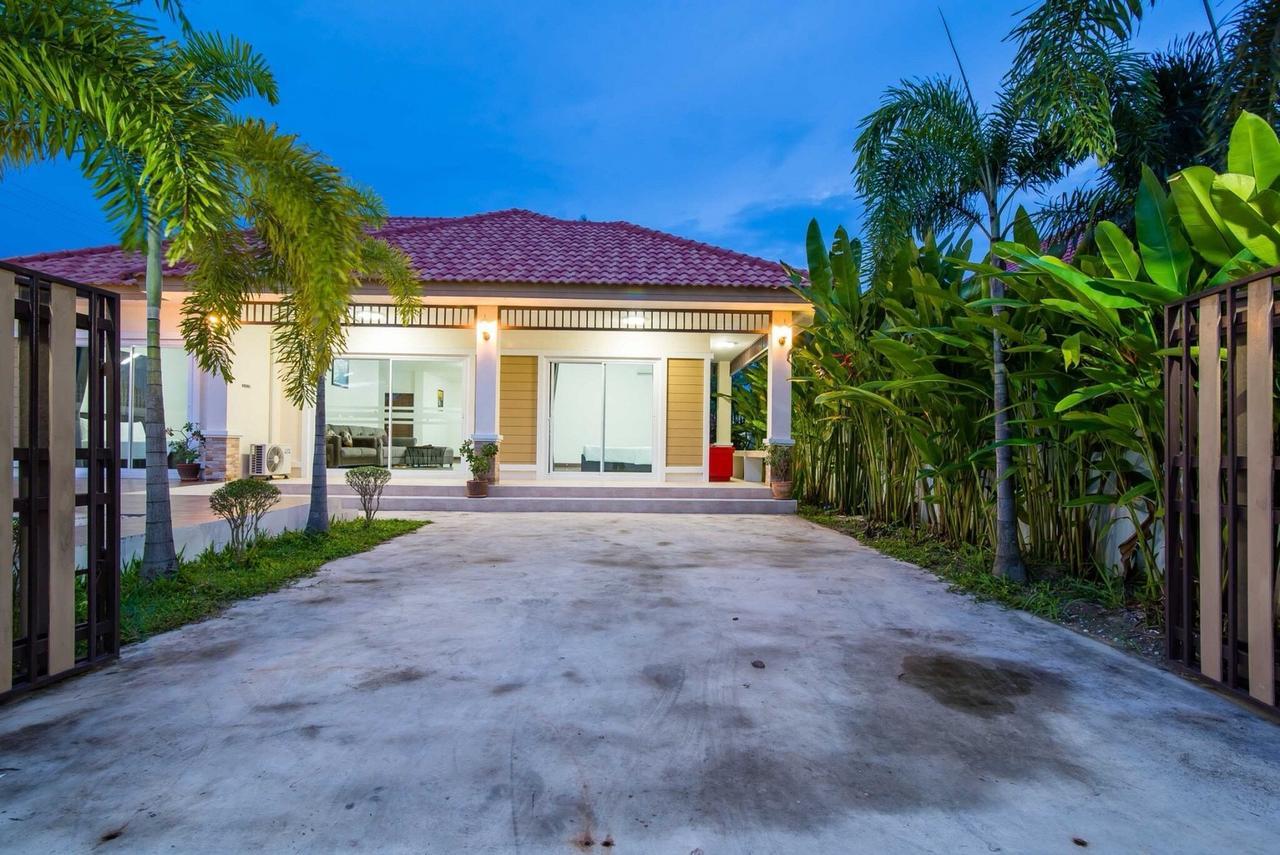 The Legacy Huahin Pool Villa HHQ Exterior foto